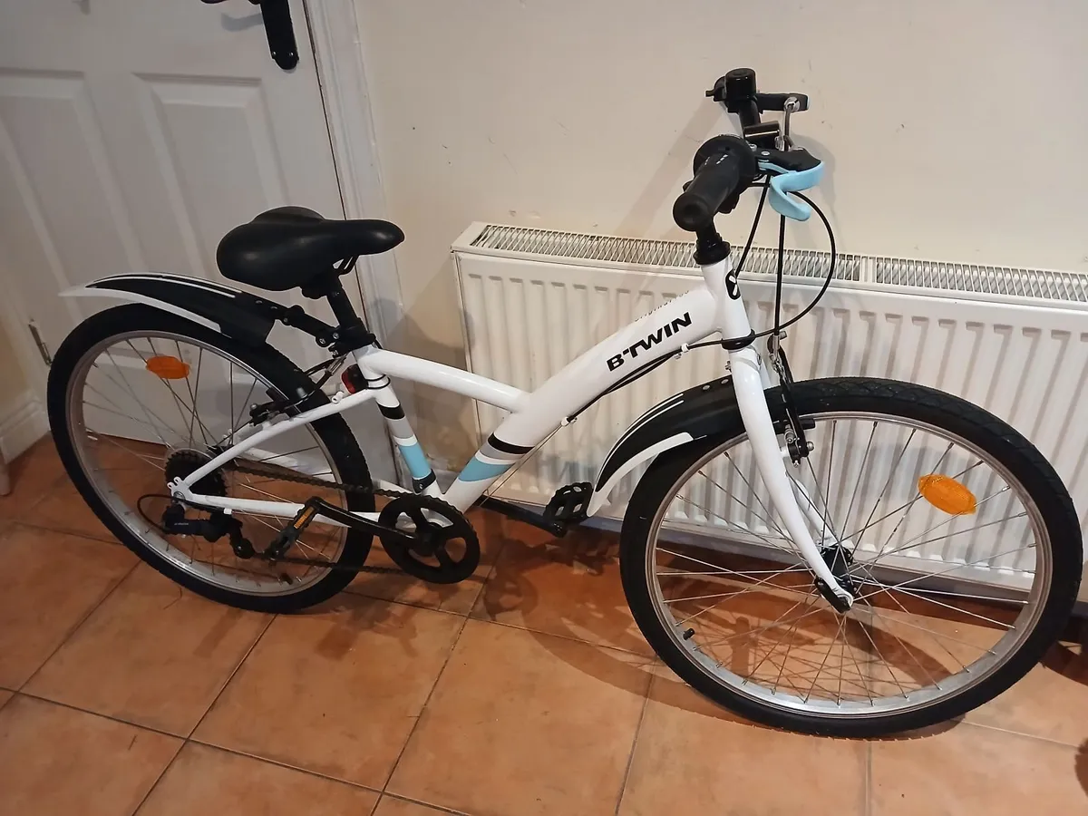Bicycle - Image 4