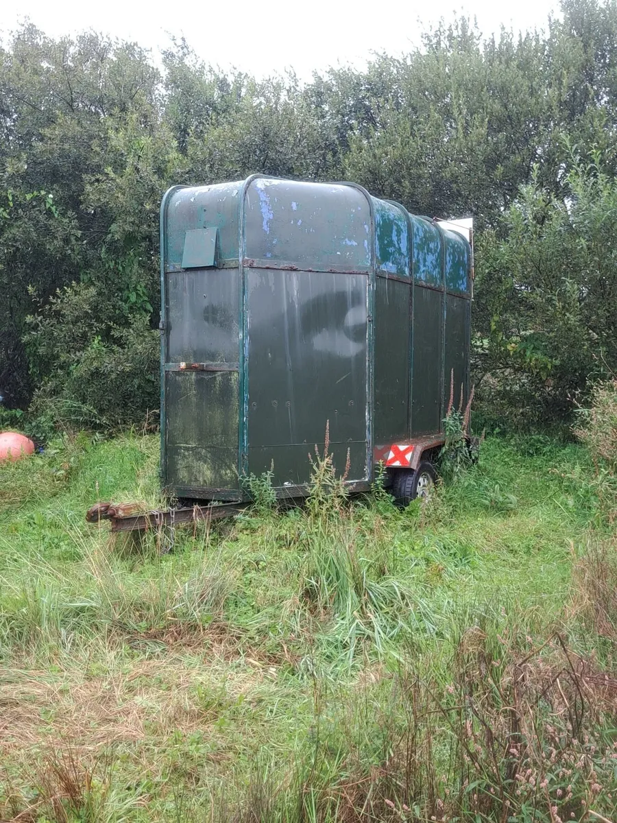 Horsebox - Image 1