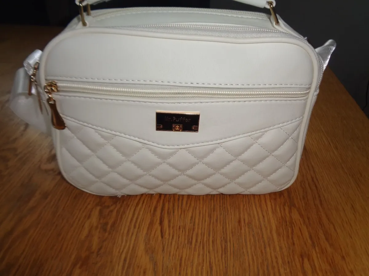 Ladies Handbag for Sale - Image 1