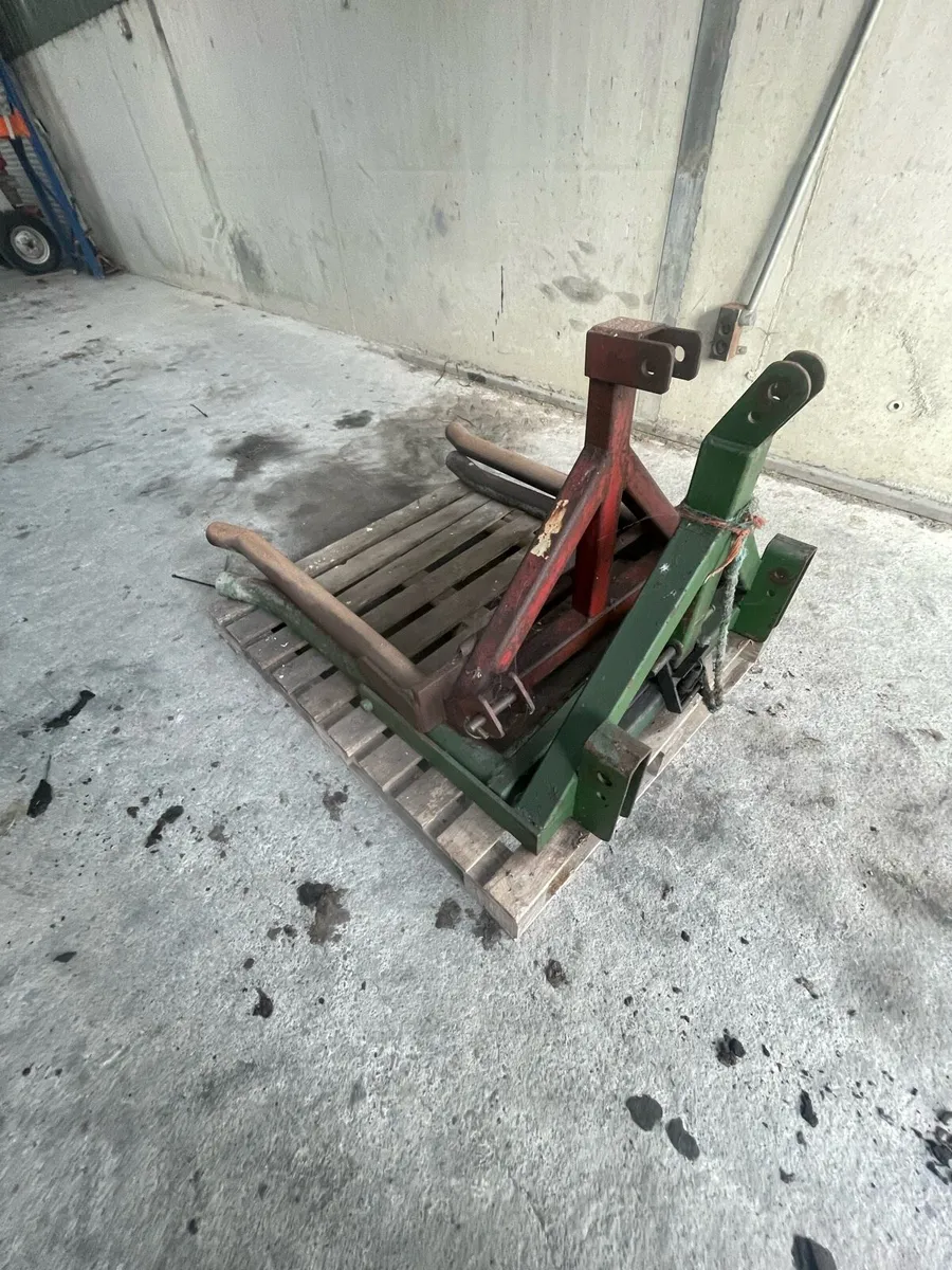 Bale handler - Image 1