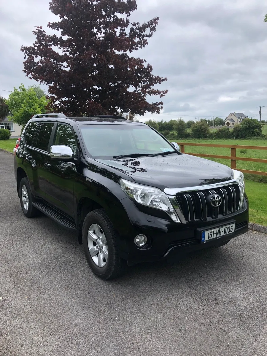 2015 Toyota Landcruiser 3.0 D4D 5 crew cab auto - Image 1