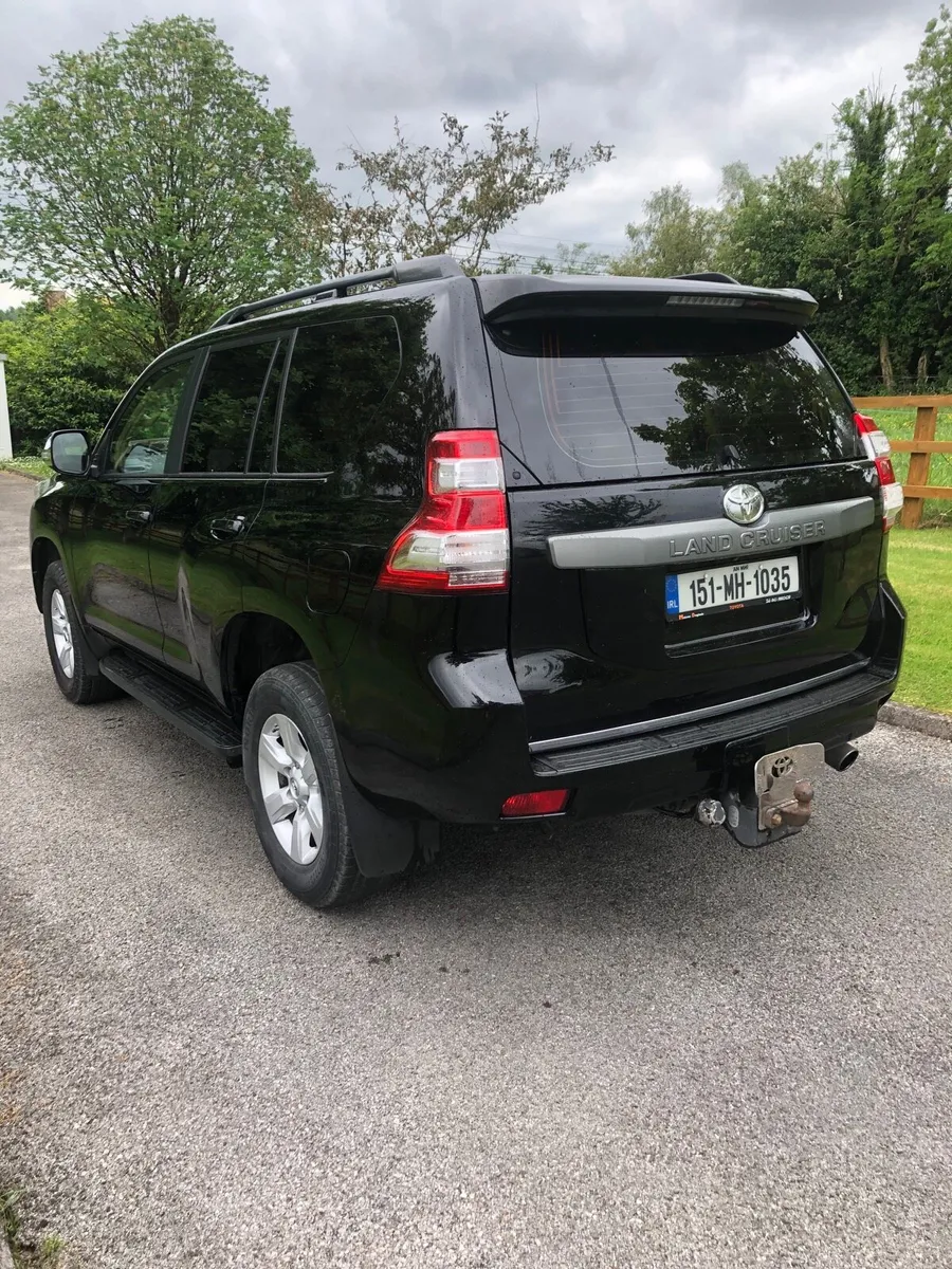 2015 Toyota Landcruiser 3.0 D4D 5 crew cab auto - Image 4