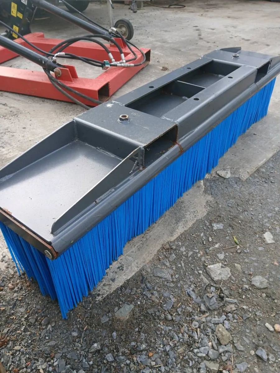 Forklift Sweep brush - Image 3
