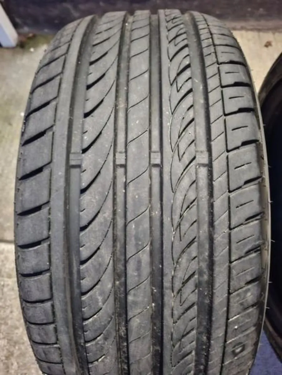 2 x 245/45 ZR R 17" 95W Tyres - 145KLMs - AS NEW - Image 2
