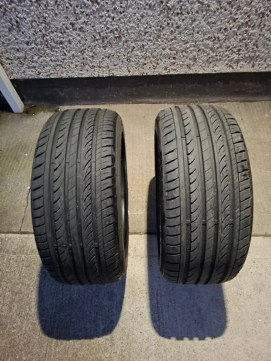 2 x 245/45 ZR R 17" 95W Tyres - 145KLMs - AS NEW - Image 1
