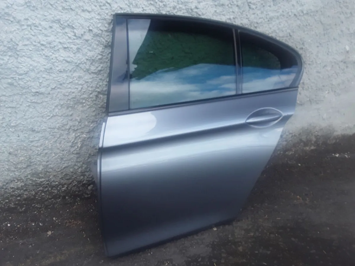 Car doors - Image 1