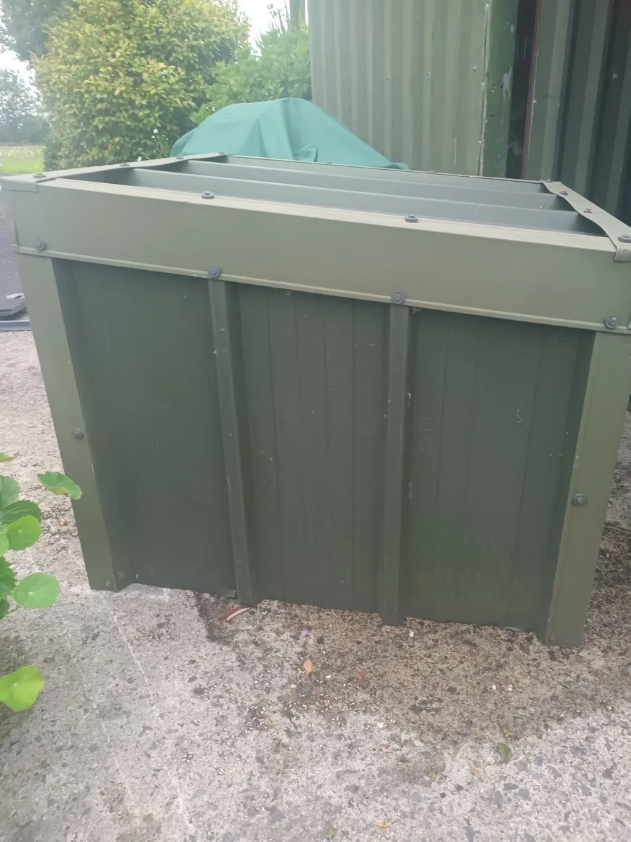 Dog Kennel - Image 1