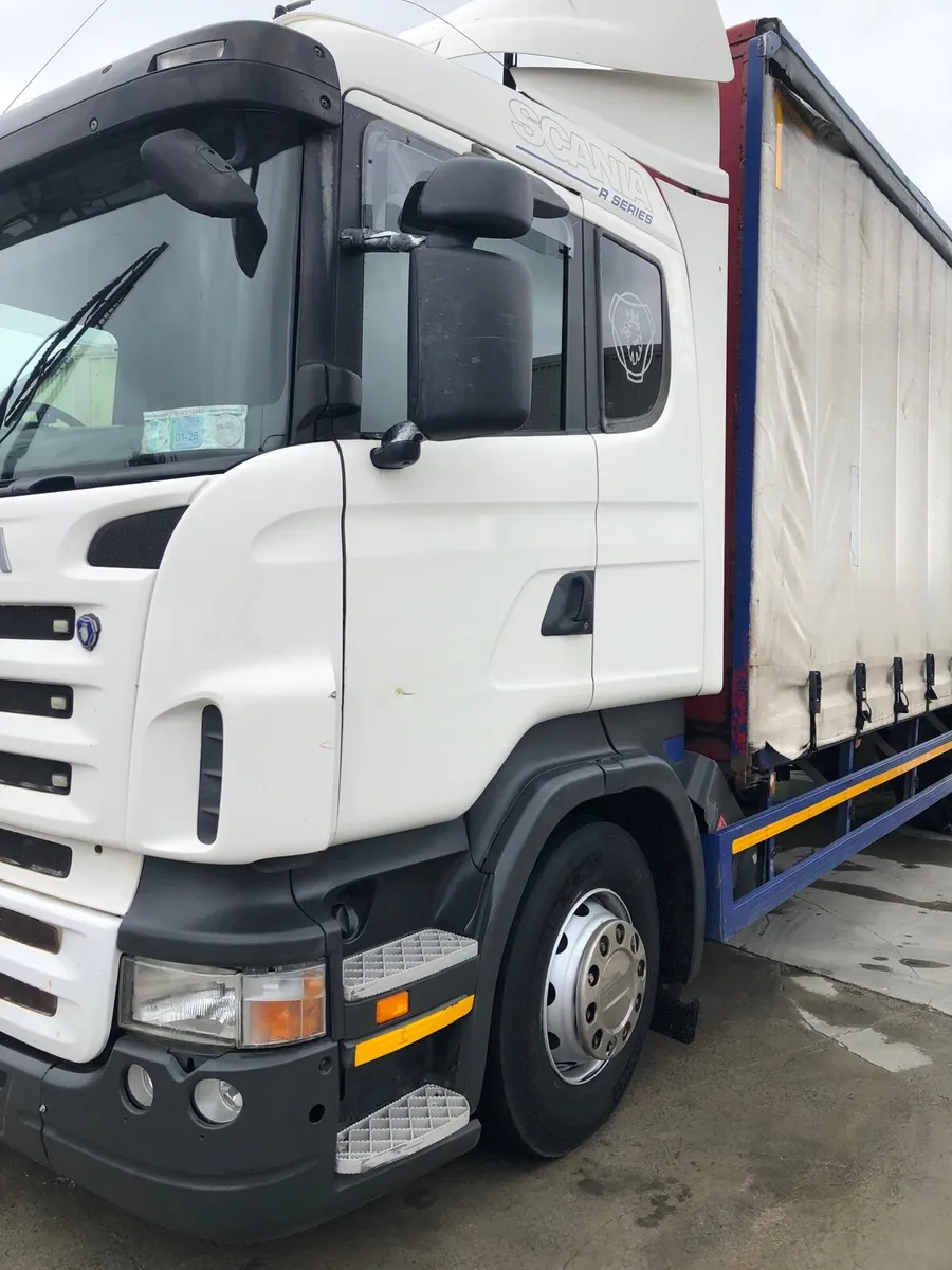 Scania curtain sider - Image 4