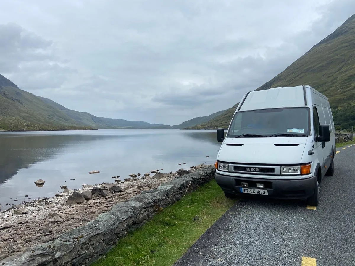 Camper van - Image 1