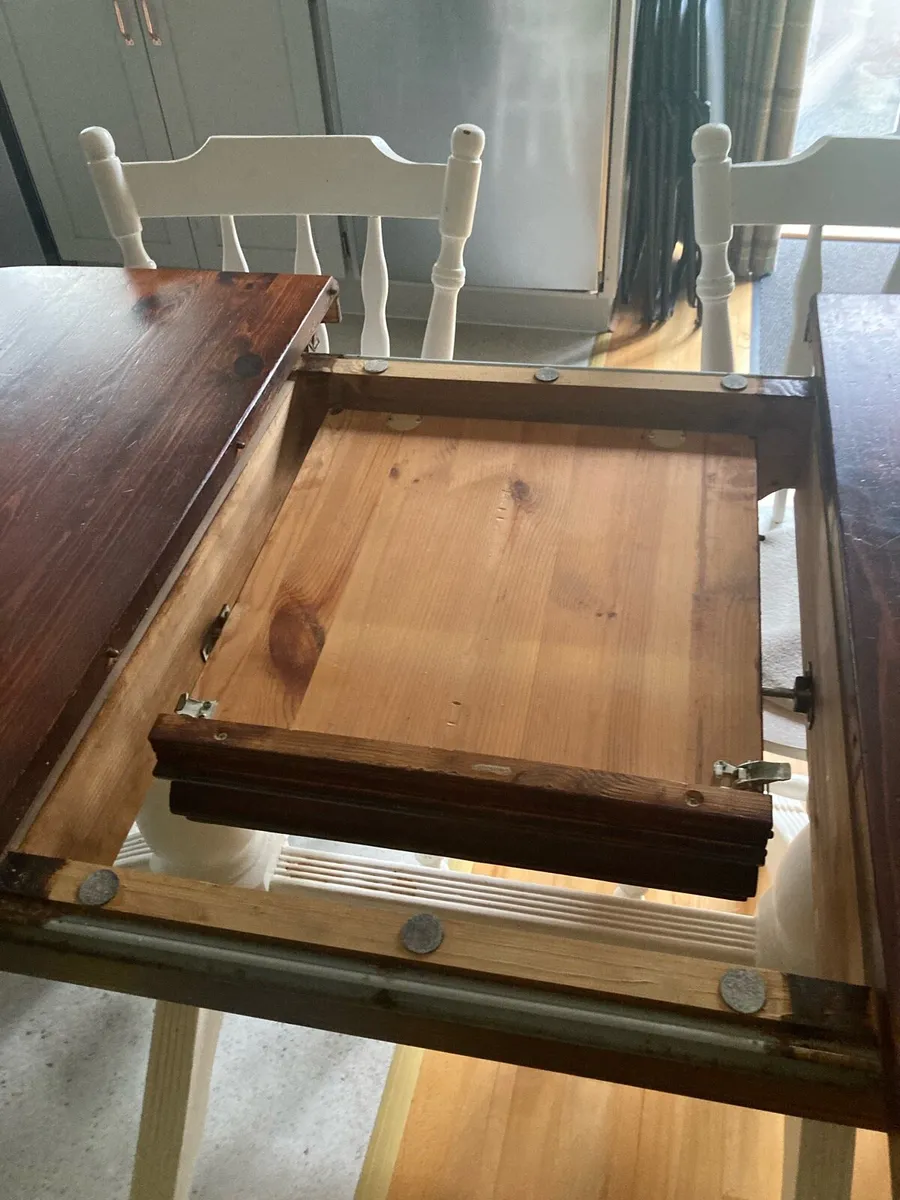 Extendable Solid Wooden Table & Chairs set - Image 3