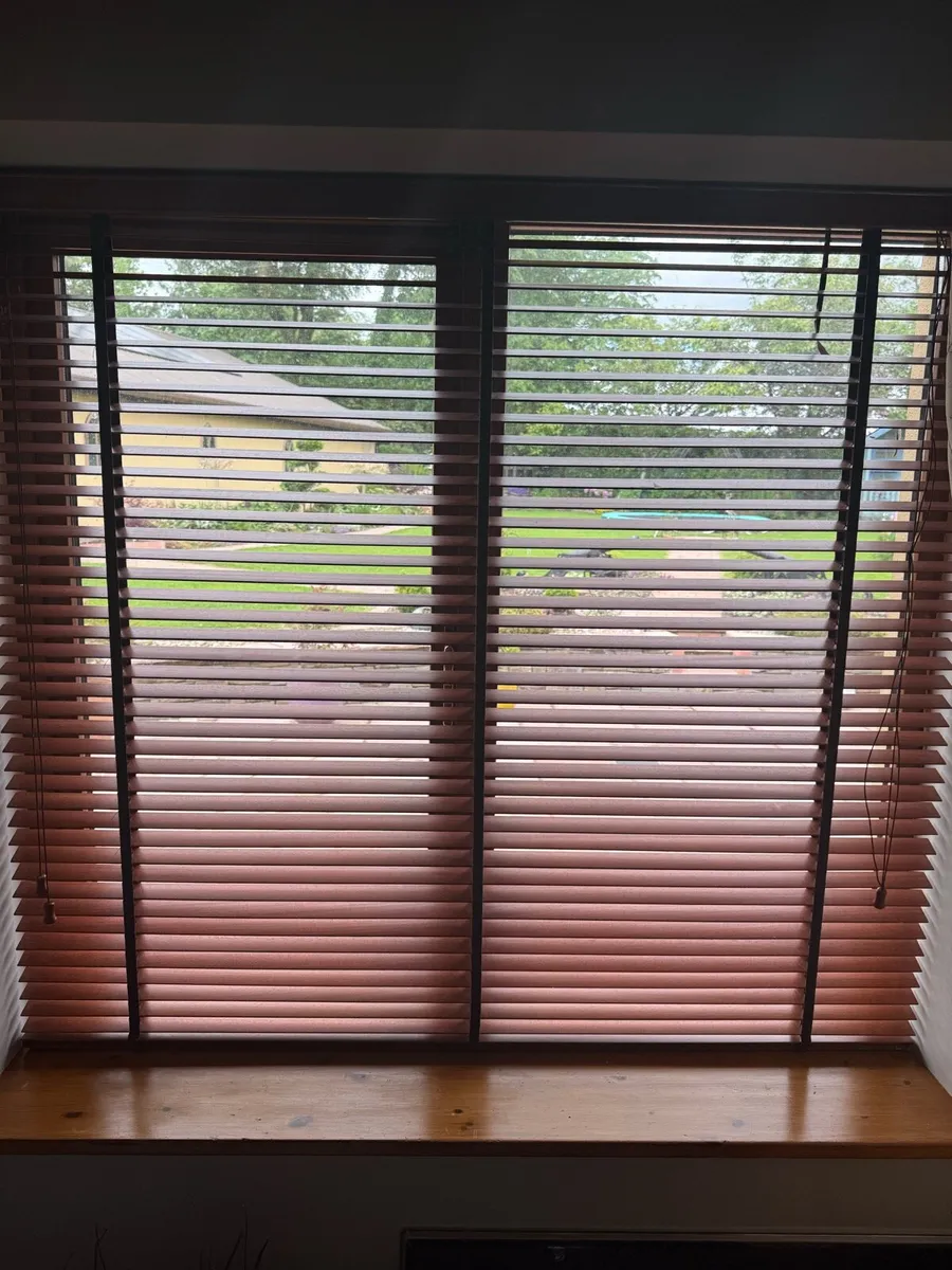 Blinds - Image 1