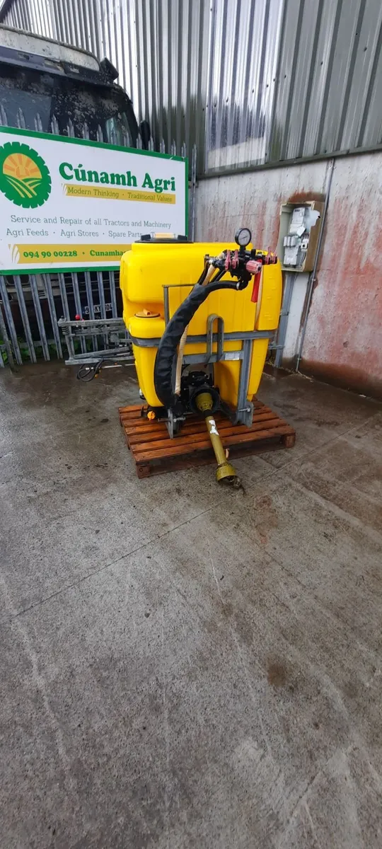 Allmann 300 litre sprayer 8m boom - Image 1