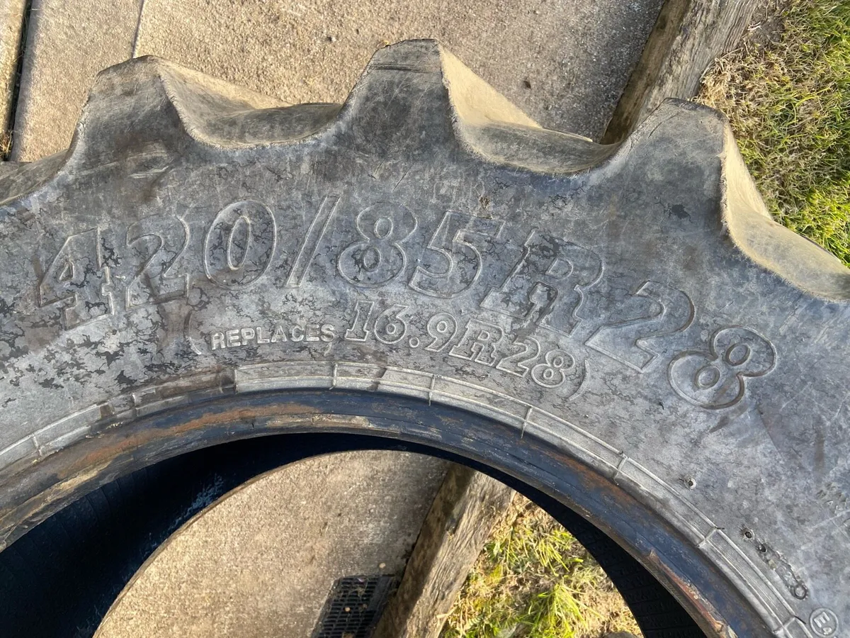 Tractor tires - Image 3