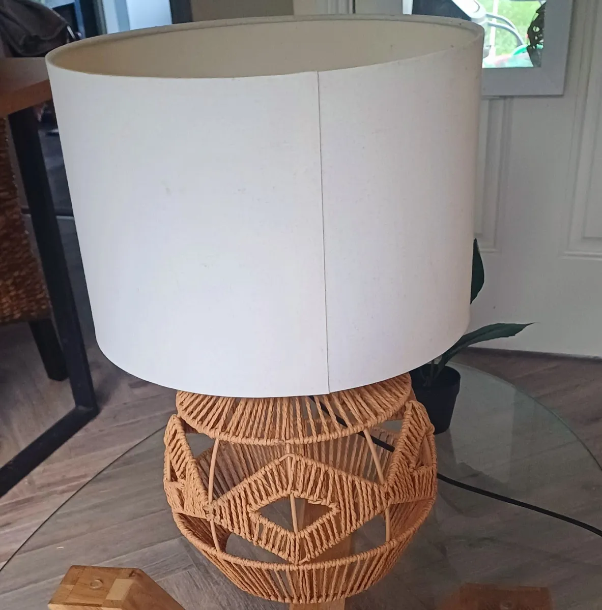 Chest of drawers/Wicker Lamp - Image 1