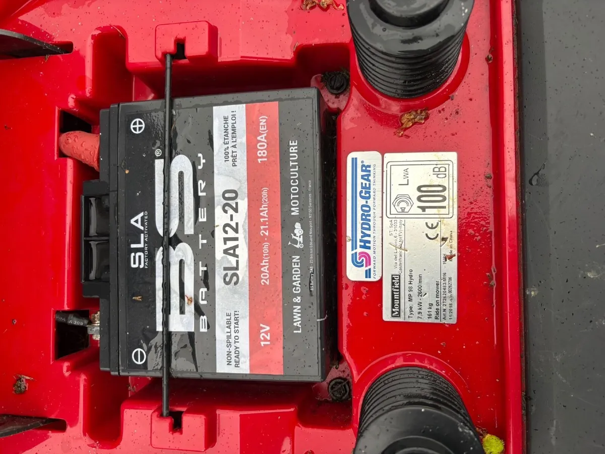 Lawn Mower Ride on Mountfield 1538H - Image 2