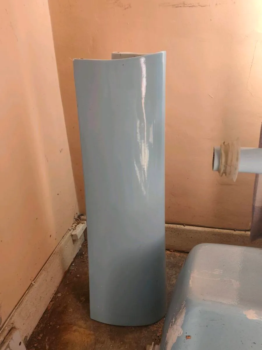 Bathroom blue set. Bath, shanks sink, toilet - Image 3