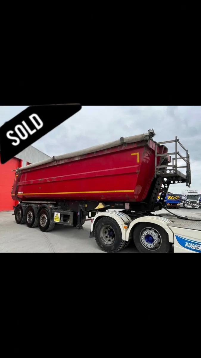 2014 Schmitz Hardox Steel Tipper - Image 1