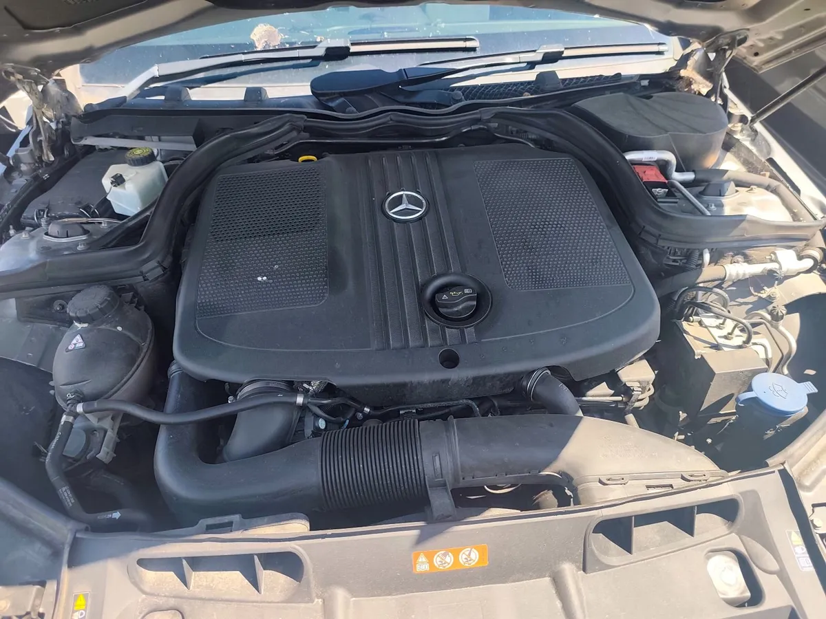 2015 mercedes c Class auto - Image 3