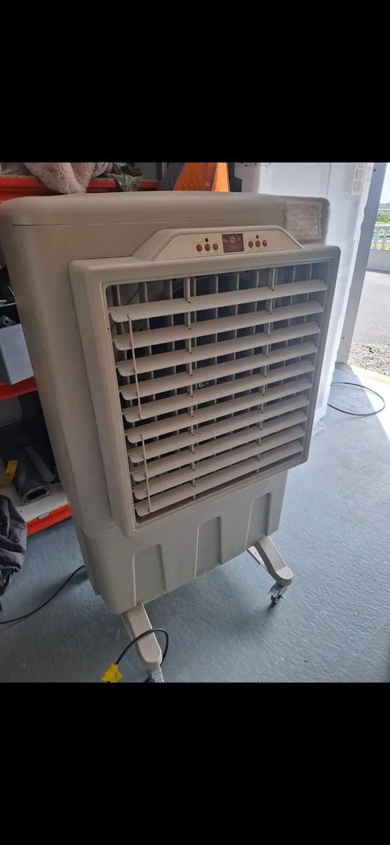Mobile air con evaporative cooler - Image 1