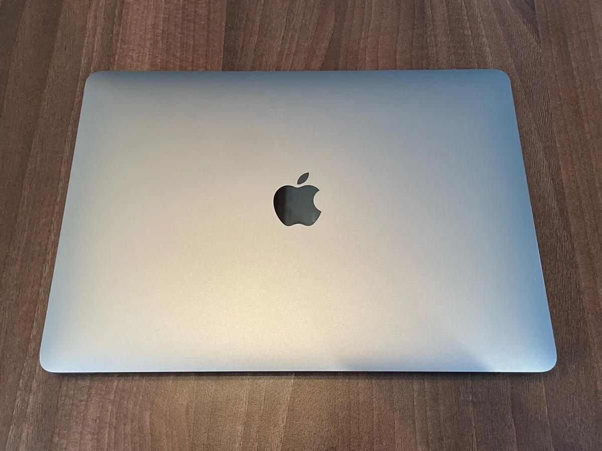 Macbook M1 | 16GB RAM | 1TB SSD | 92% Bat - Image 2