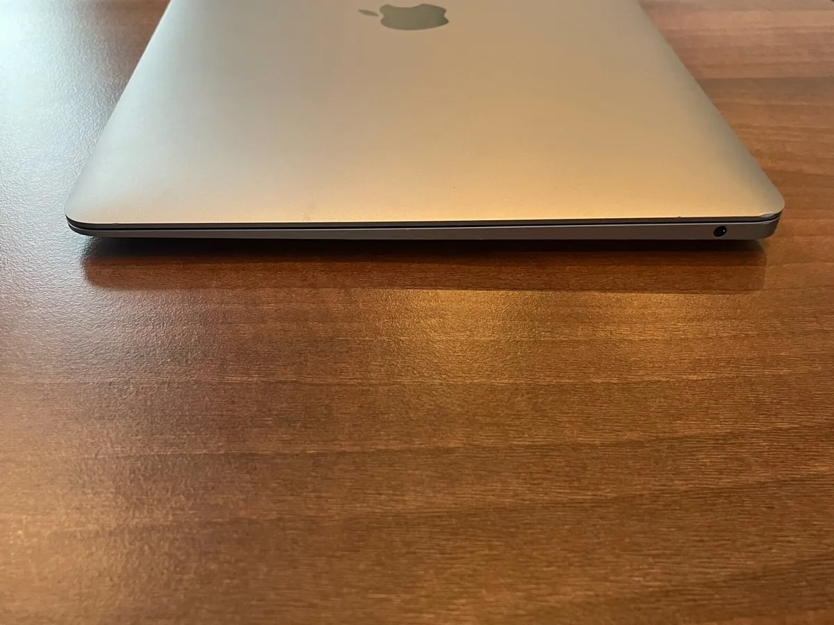 Macbook M1 | 16GB RAM | 1TB SSD | 92% Bat - Image 3