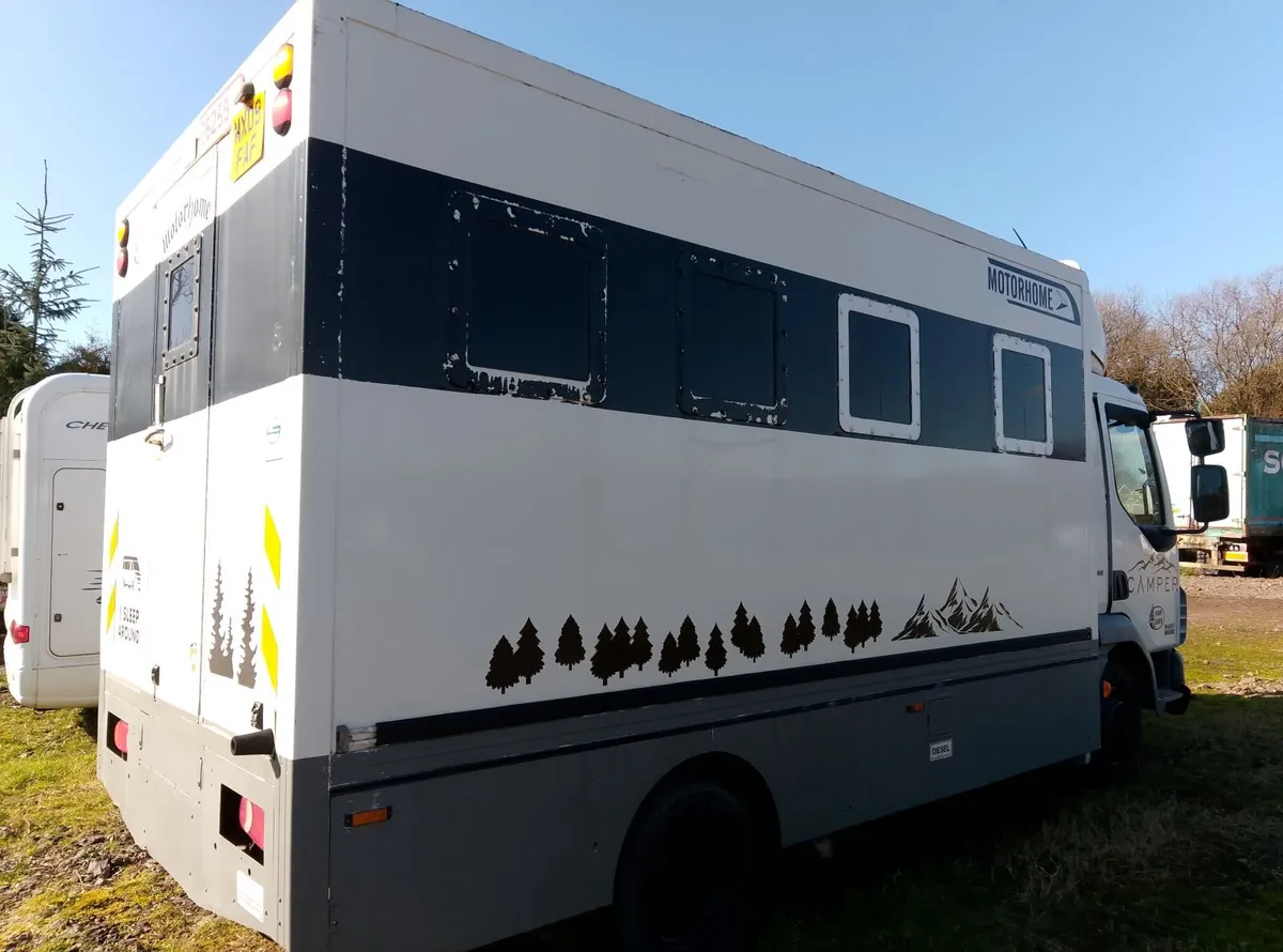 Campervan - Image 4