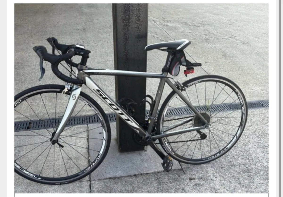 Racing bike - Image 1
