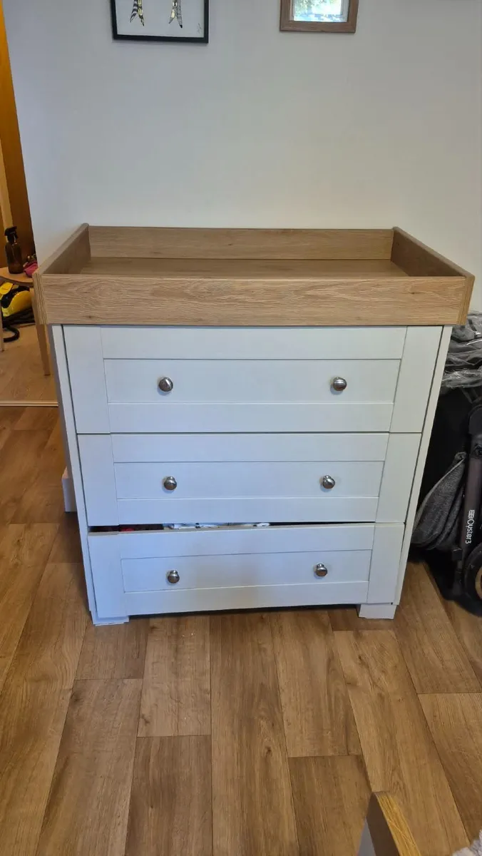 Mamas and Papas toddler bedroom furnitures - Image 4