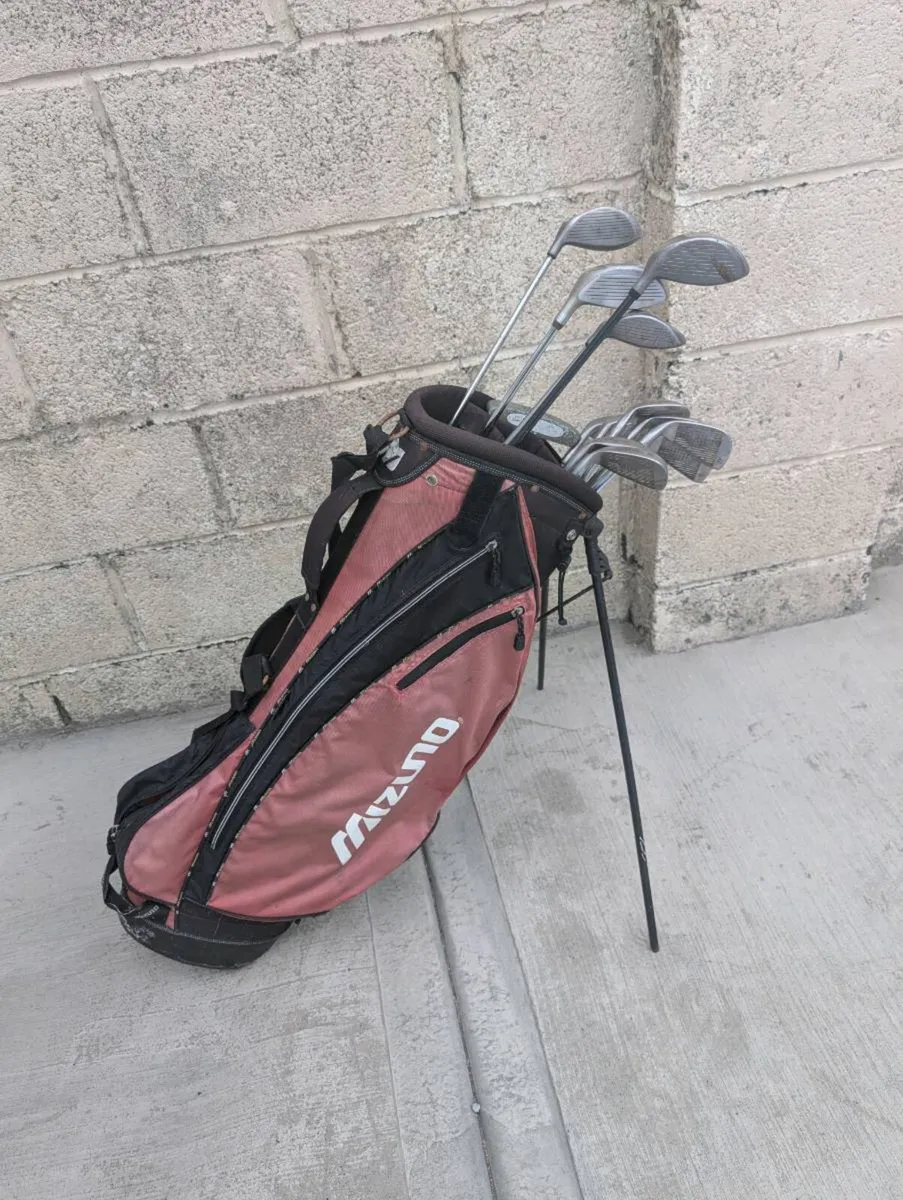 Cheap adult Golf clubs - Image 1
