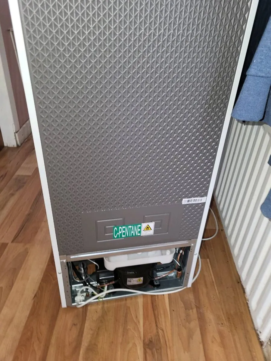 Fridge freezer - Image 1
