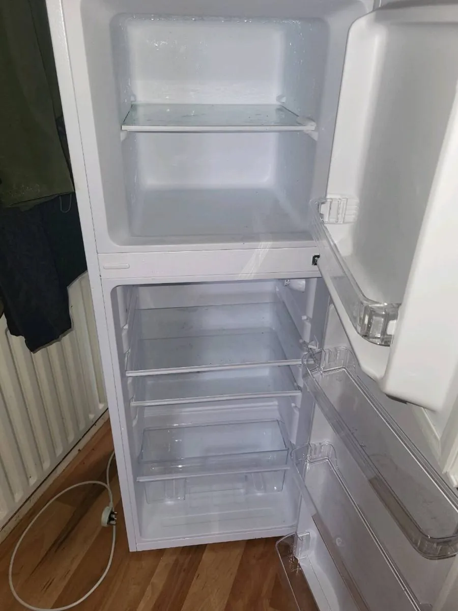 Fridge freezer - Image 2
