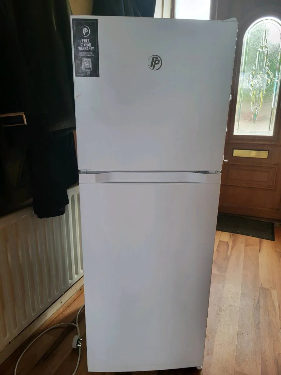 Fridge freezer - Image 4