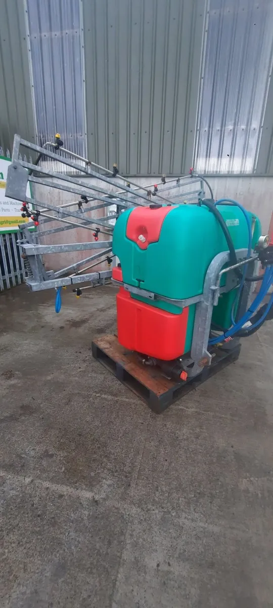 600 litre sprayer 12m boom - Image 4