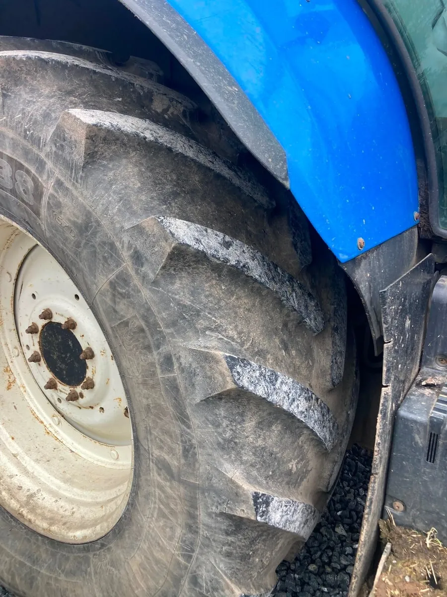 New Holland T7.210 - Image 2