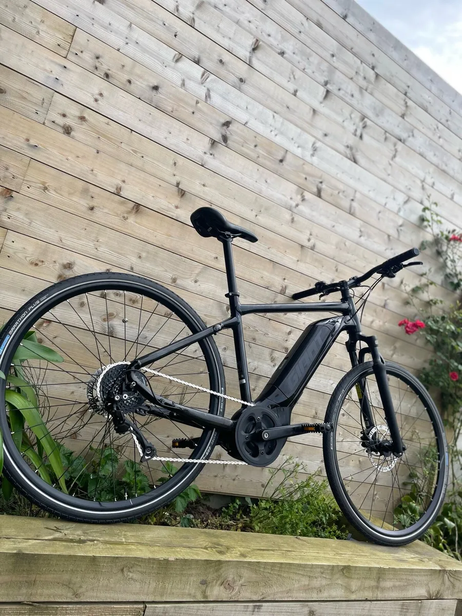 GIANT Electric Bike - Image 3