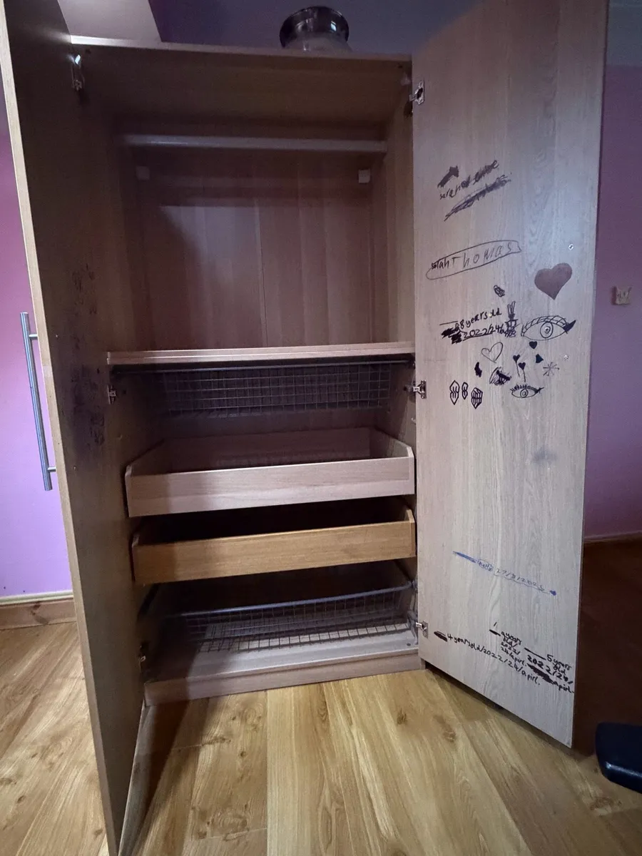 Wardrobe - Image 2