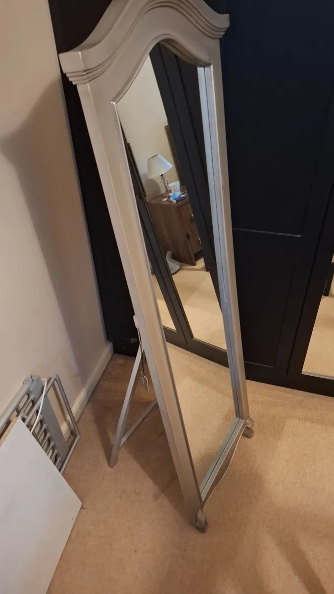 Freestanding mirror - Image 2