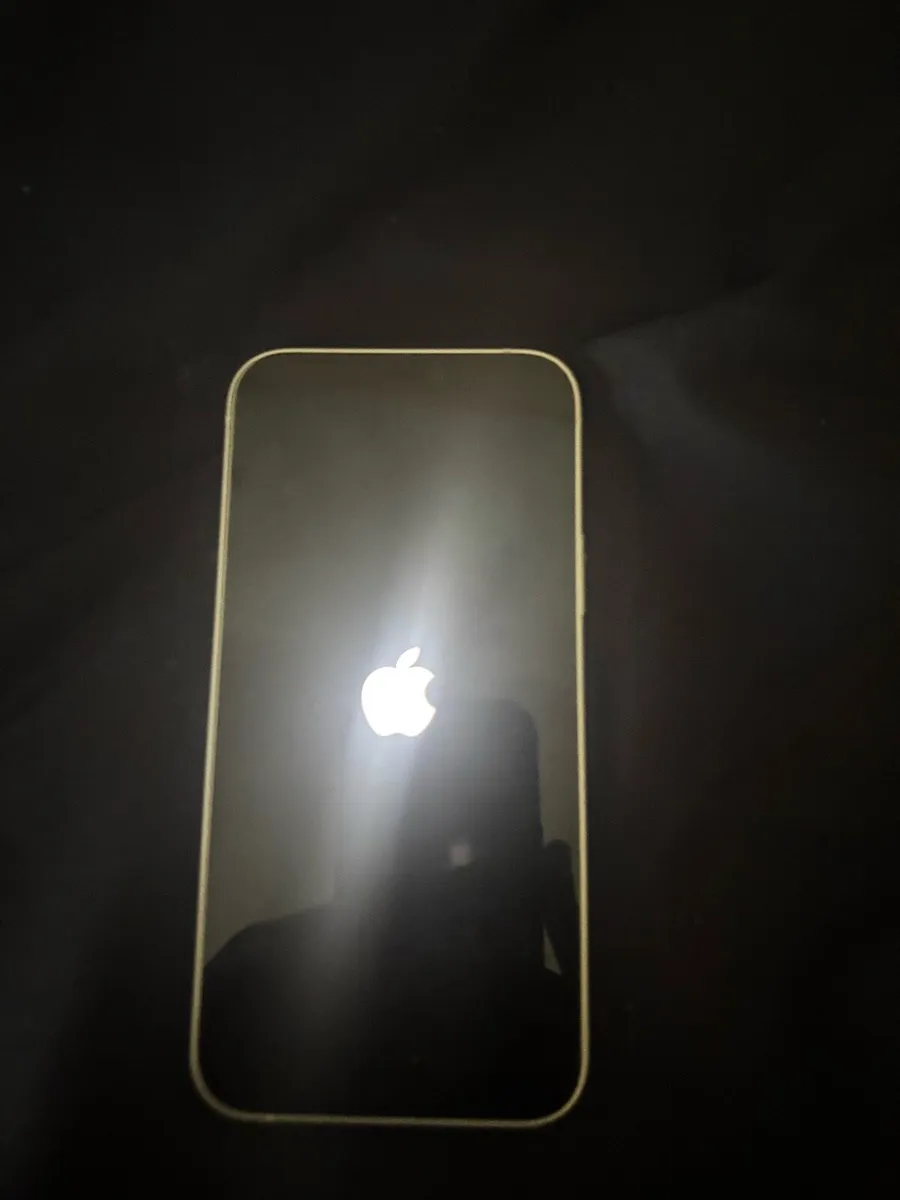 iPhone 12 - Image 1