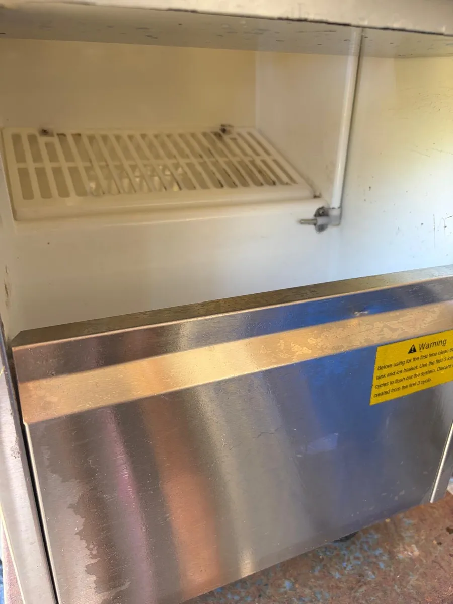 Ice machine pub / restaurant catering equipment - Image 3