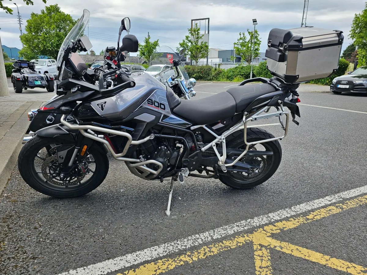 2024 Triumph Tiger 900 GT Pro Fully Loaded  €13.5K - Image 3