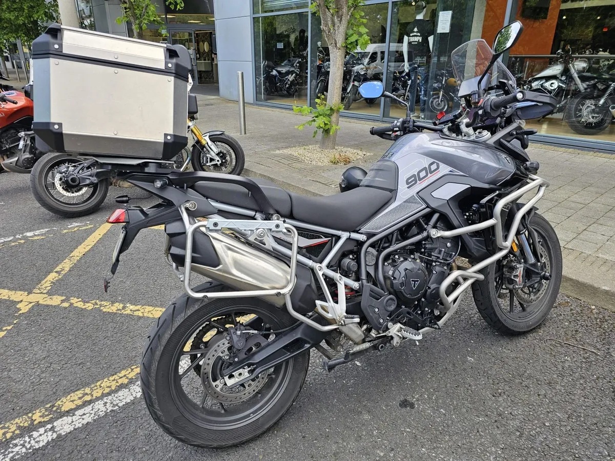2024 Triumph Tiger 900 GT Pro Fully Loaded  €13.5K - Image 4