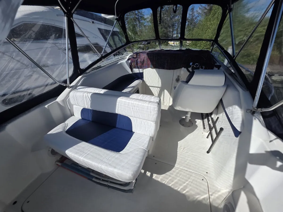 Glastron GS249 - Image 4