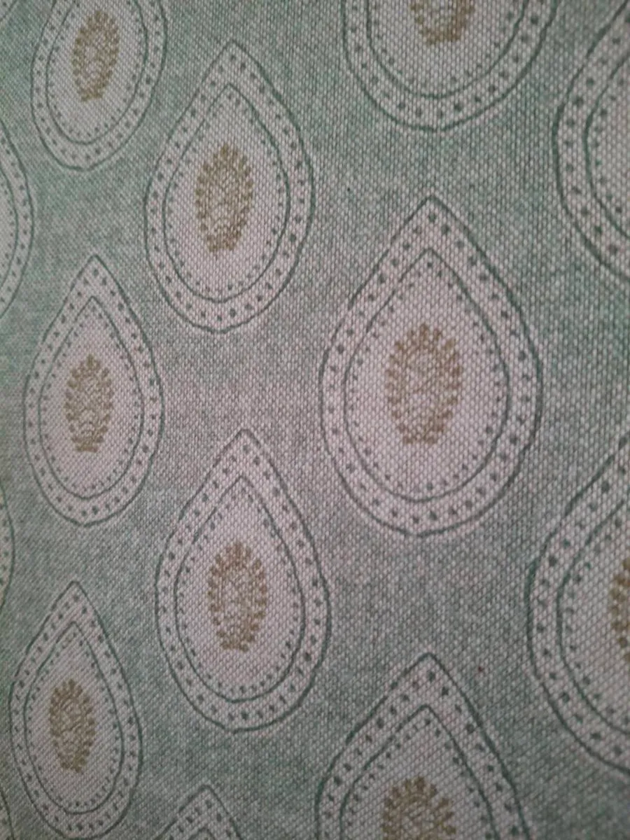 6 foot upholstered headboard - Image 4