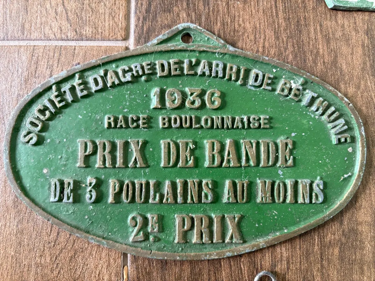 Vintage metal French agricultural award plaques - Image 2
