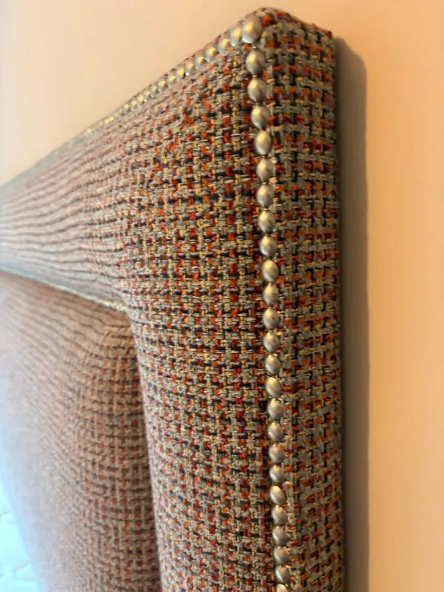 Upholstered headboard - Image 4