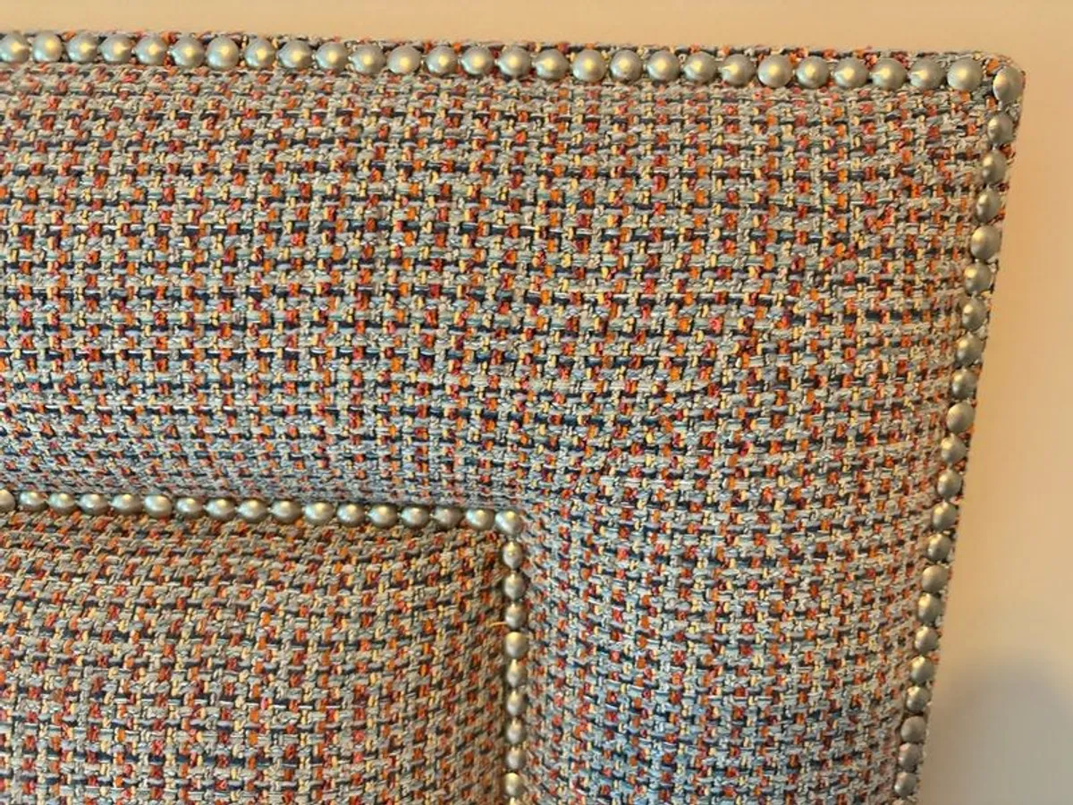 Upholstered headboard - Image 3