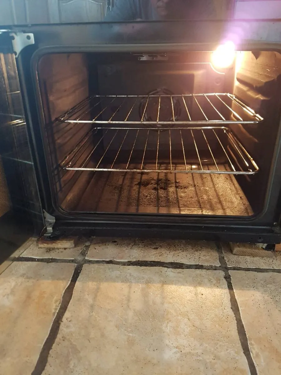 Zanussi Cooker - Image 2