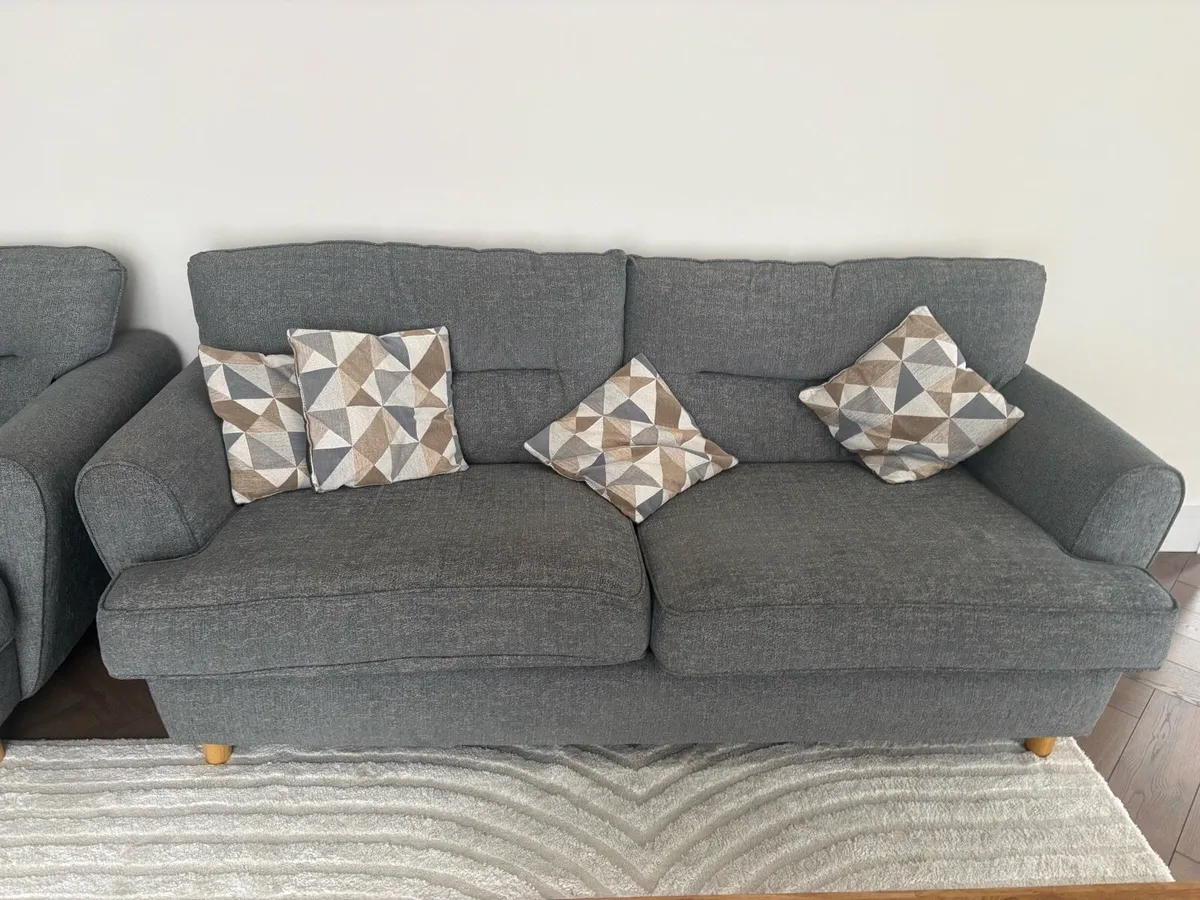 Couch Set - Image 2