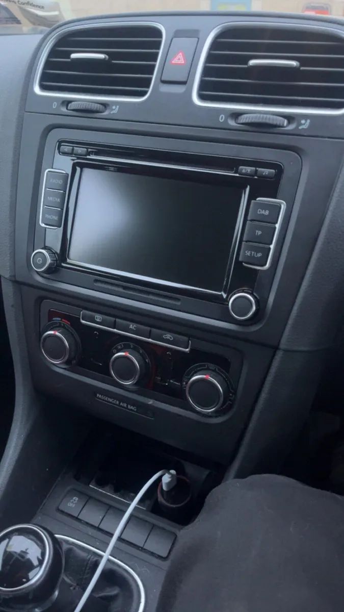 VW Golf 1.2 TSI | 4 New Injectors & Full History - Image 3