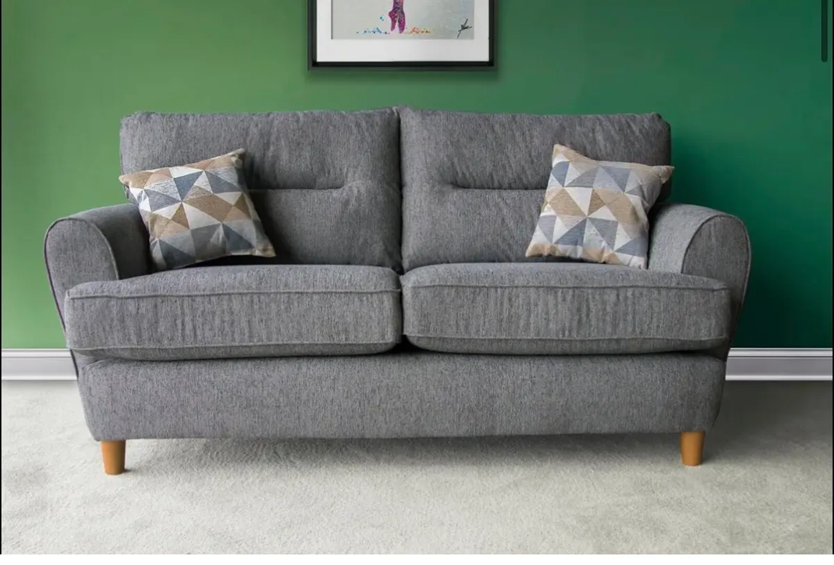 Couch Set - Image 3